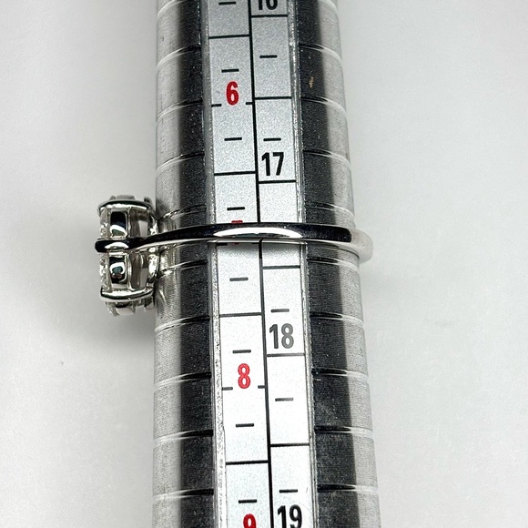 “Crystal Flower” Glorious Flower Moissanite Ring! 💎 - SIZE (7) - Picture 10 of 10